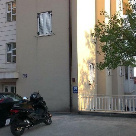 Apartment Viki Makarska Buitenkant foto