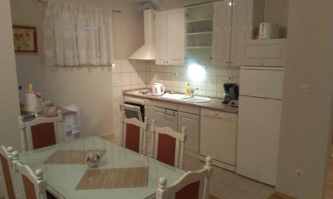 Apartment Viki Makarska Buitenkant foto